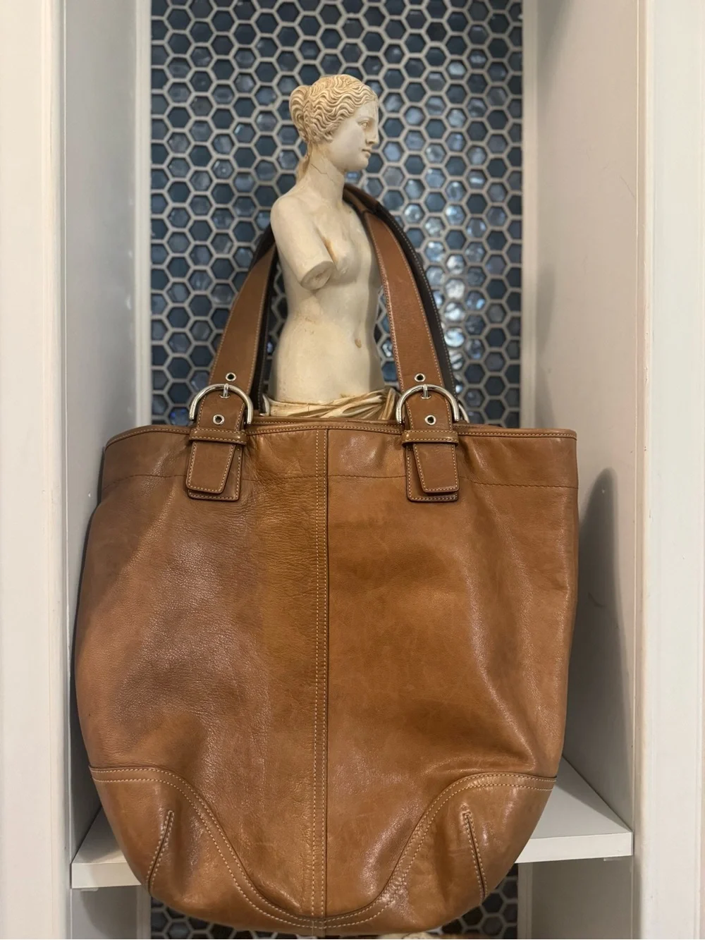 Coach 9547 Vintage Large Tan Leather Handbag Shoulder Saddle Hobo Bag carry all